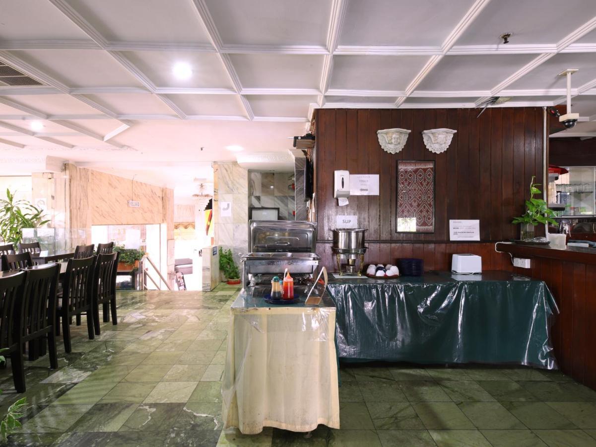 Oyo 1007 グランド スプリーム ホテル クチン エクステリア 写真